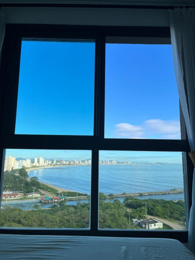 Apartamento Novo Frente Mar Com Piscina Em Home Club Penha  Exterior foto